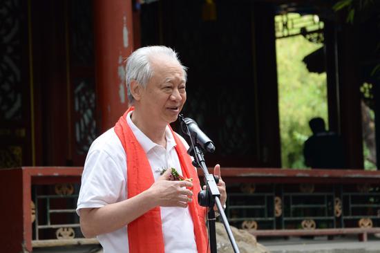 原首都博物馆艺术总监,北京市东城书法家协会副主席徐伟先生致辞