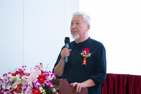 参展画家代表赵贵德先生致辞