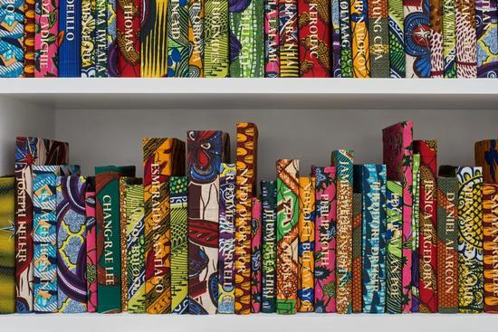SHONIBARE_The American Library Collection_2017_JCG9170_(detail)