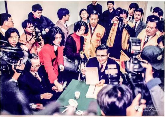 李志仁 曾仕强 参选首届台湾 “总统 副总统” 接受中外新闻媒体採访
