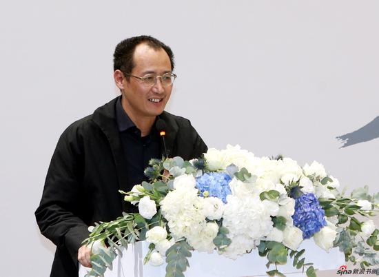 本次展览策展人、中央美术学院实验艺术学院院长邱志杰在开幕式上致辞