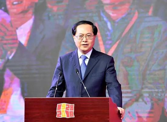 4月8日,浙江省委书记、省人大常委会主任车俊出席中国美术学院建校90周年庆典并讲话。浙江新闻客户端记者 梁臻摄