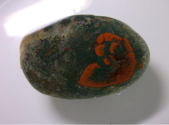 天使之吻 6x3.9cm 这个唇印又是如何搞上去的?