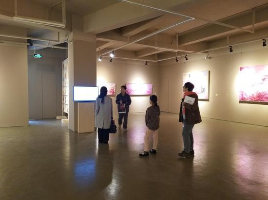 女人的优雅展览现场