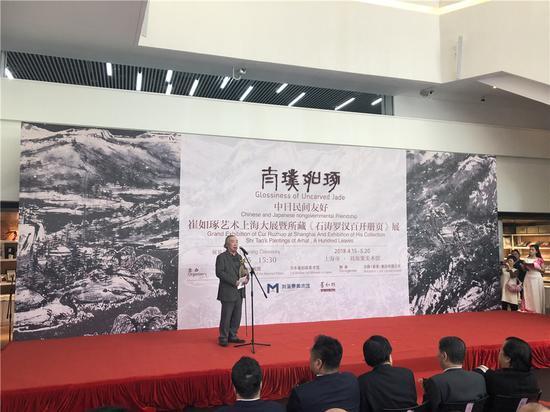 艺术家、美术评论家谢春彦