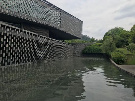 知美术馆