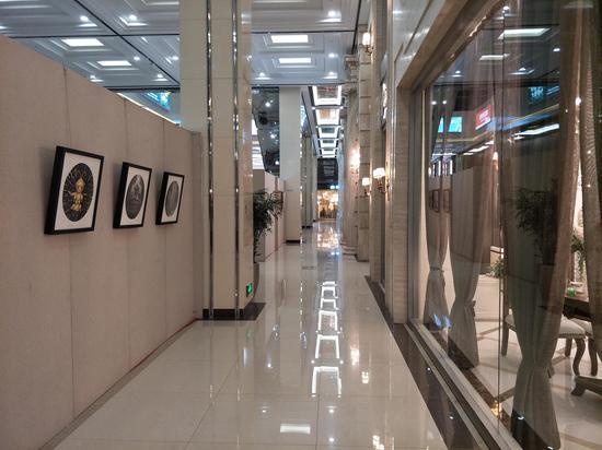 各参展画廊