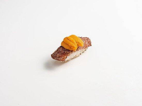 海胆和牛寿司