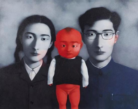 张晓刚《血缘:大家庭1 号》 1996 年 布面 油画149×189.5 cm