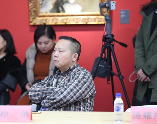 印洪 四川音乐学院美术学院雕塑系主任