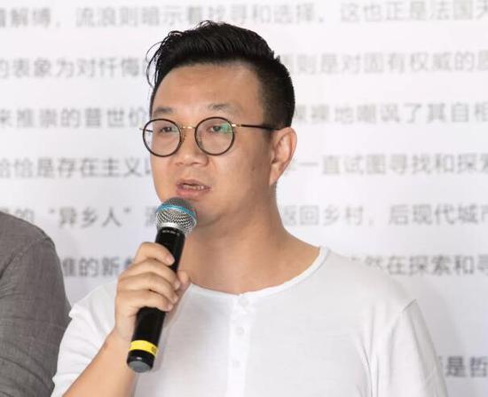 策展人 李裕君发言