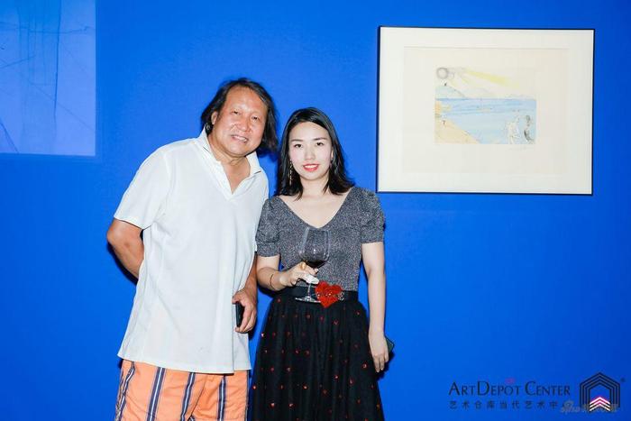 ArtDepot艺术仓库创始人,本次中方策展人Serena Zhao与建筑设计师李俊瑞