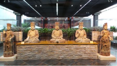 【保存最完整的唐代大佛像,见证丝路上千年的佛教渊源】