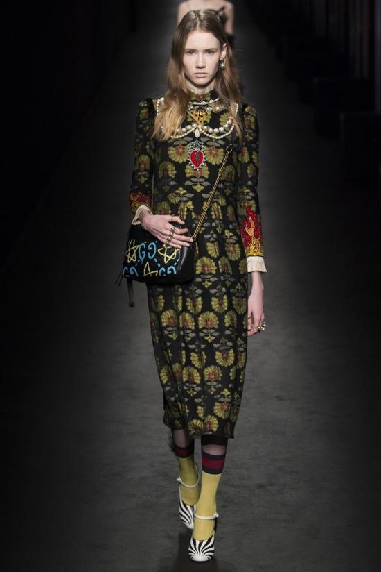 特雷弗·安德鲁(“古驰鬼“)参与设计的成衣系列。 图:Gucci。