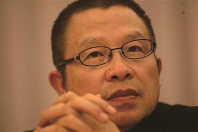 罗中立,原中国美术家协会副主席,原四川美术学院院长。