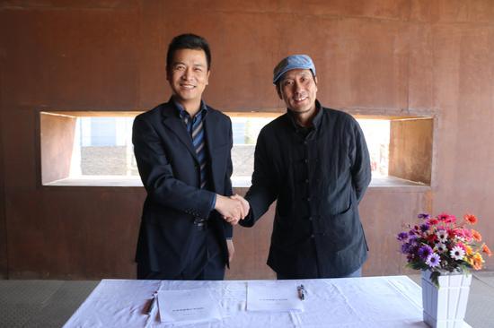 上上国际美术馆李广明馆长、北京工业大学实验学院胡晓东书记签署合作协议