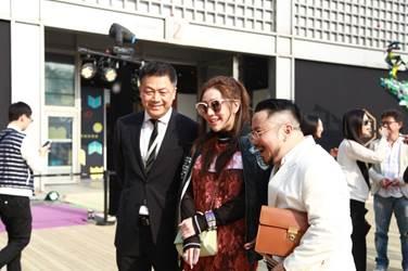 何超盈女士同艺术北京运营总监池刚先生 艺术北京品牌总监李孟夏先生