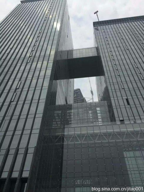龙美术馆重庆馆(国华金融中心)