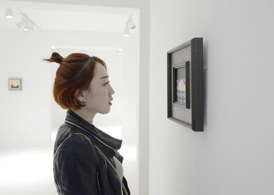 “诞夜——牛蓉个人作品展”展览现场照片