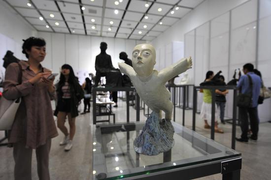 中国艺术研究院中国雕塑院建院九周年雕塑展暨同曦•中国青年雕塑邀请展启动仪式现场