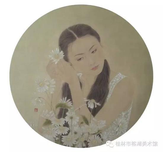 雏菊 直径65cm 绢本设色 罗晶晶