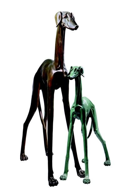 陈敬忠 《北非猎犬》玻璃钢着色-170x216x62cm