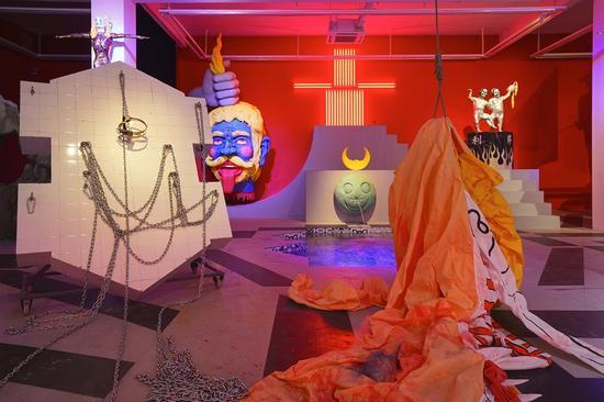 陈天灼:自在天展场照片