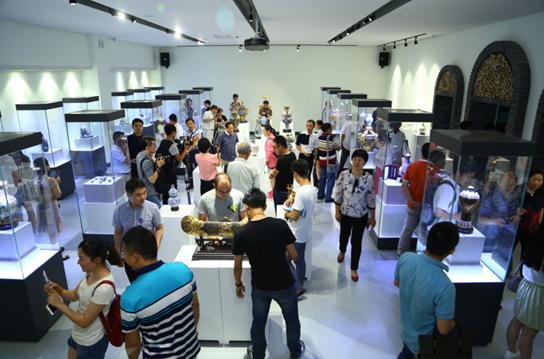 首届中国珐琅艺术大展