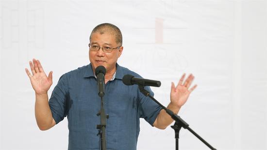 “一个和八个:韩黎坤师生的素描工作”开幕式现场照片