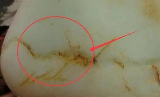 和田玉水线是如何形成的