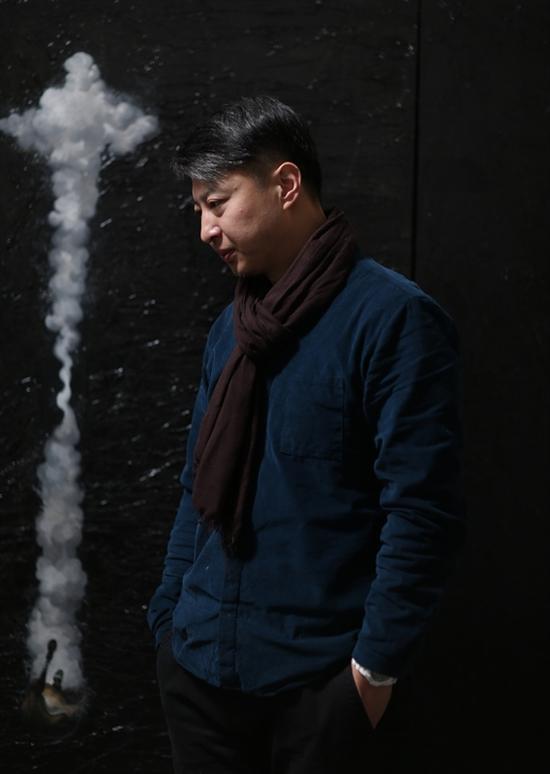 吴健个人照