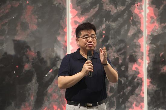 鲁迅文化发展基金会副理事长孟海东致辞