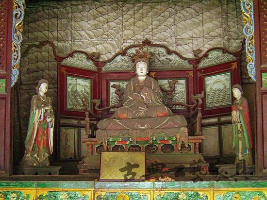 图1 太原晋祠北宋圣母殿内的禅座和屏风