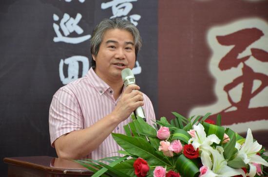 中国美协理事、福建省文联书记处书记、副主席王来文致辞