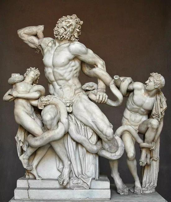 ▲ 《拉奥孔与儿子们》(The Laocoon and his Sons),现存于梵蒂冈博物馆,该雕像群给意大利文艺复兴带来莫大的影响——现存于梵蒂冈博物馆(Musei Vaticani)的《拉奥孔与儿子们》,该雕像群深刻影响了意大利文艺复兴时期的艺术创作