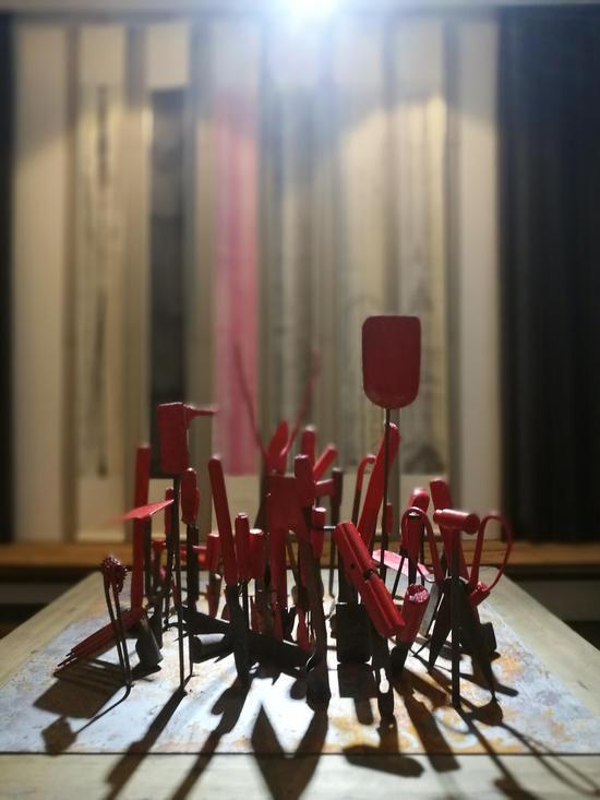 兰鑫《芒》综合装置 木 丙烯 铸铁 (2)