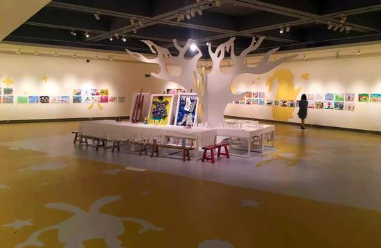 2016年6月关山月美术馆首展 展览现场