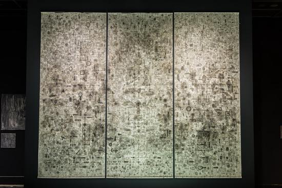 史金淞《经变图》纸本;367×144cm×3;2016