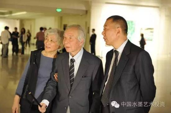 郭庆祥与张功慤先生在一起