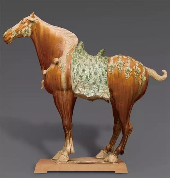 唐代 三彩陶马 尺寸:W74.5 H76cm