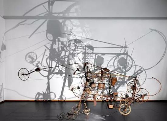 Machine Spectacle 中展出的作品 ‘gismo’, 1960, coll。