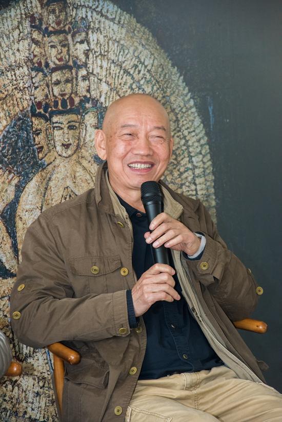 著名艺术家敬庭尧与嘉宾互动