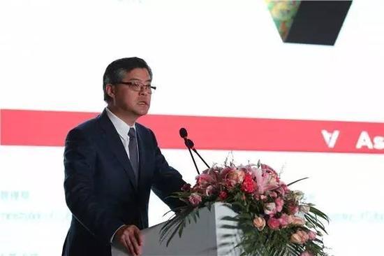旧金山亚洲艺术博物馆馆长许杰发言