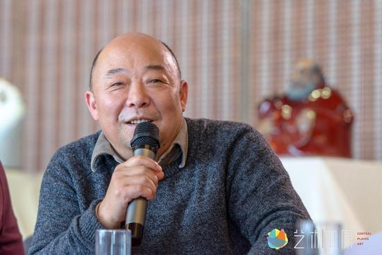 中国陶瓷艺术大师 李明