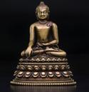 11世纪 铜释迦牟尼佛 嵌银、嵌红铜 东印度帕拉王朝 高10.8cm