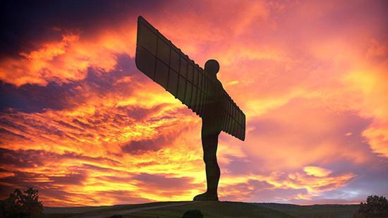 《北方的天使(Angel of the North, 1994)》图片: Antony Gormley and Gateshead Council。