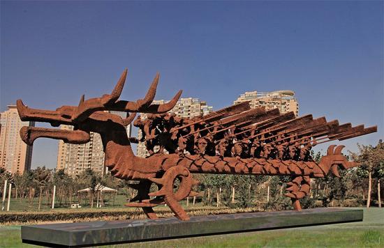 曾成钢《龙魂》1800cm×550cm×400cm 铸铜