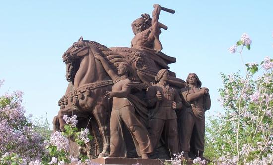 图四1