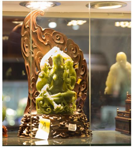 千璞滙旗下作品《绿度母》斩获2016年“天工奖”金奖。