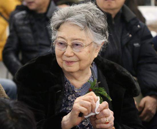 邹雅先生夫人苏戈女士